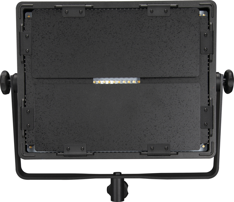 a maximum output of 3420 lumens (4000 Lux @ 1m 5600K)