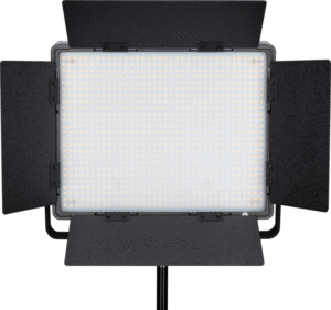 Kit NANLITE 3 light kit 900CSA w/Trolley Case & Light Stand