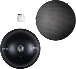 flattering light for larger portraits . Its honeycomb grid and diffuser offer creative control