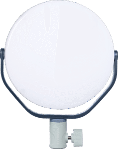 and accurate lighting. With a CCT range of 2700K–7500K