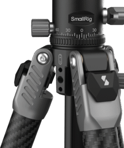 extending to 160cm with the center column and folding down to just 47cm.