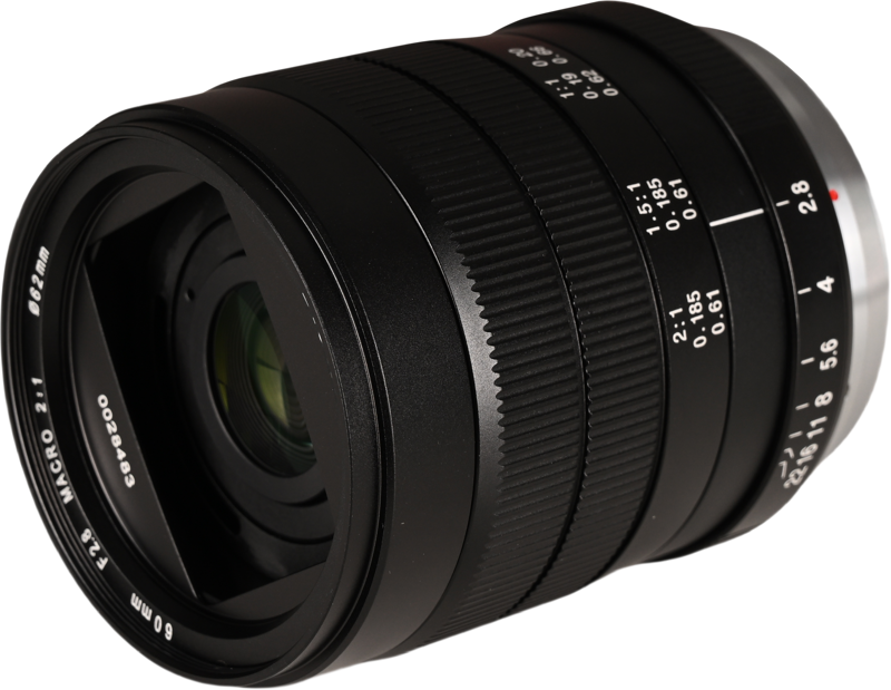 this lens provides an effective focal length equivalent to 90mm