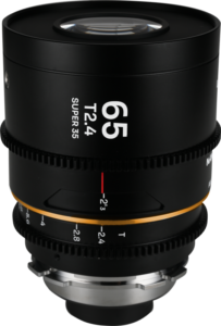 this lens delivers a true cinematic widescreen look with beautifully rendered oval bokeh and elongated horizontal flares. The 65mm focal length provides a flattering compression effect