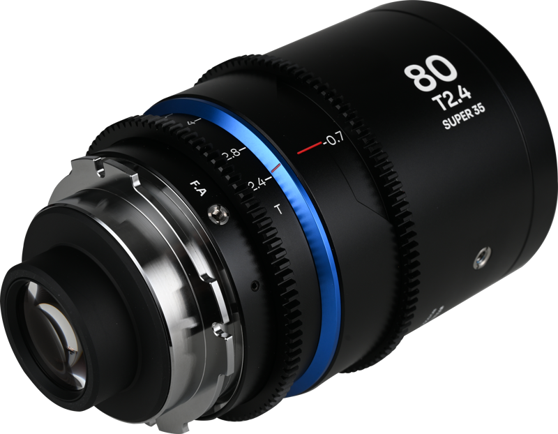 and a signature anamorphic aesthetic while maintaining sharpness and clarity. The 80mm focal length provides a flattering telephoto perspective