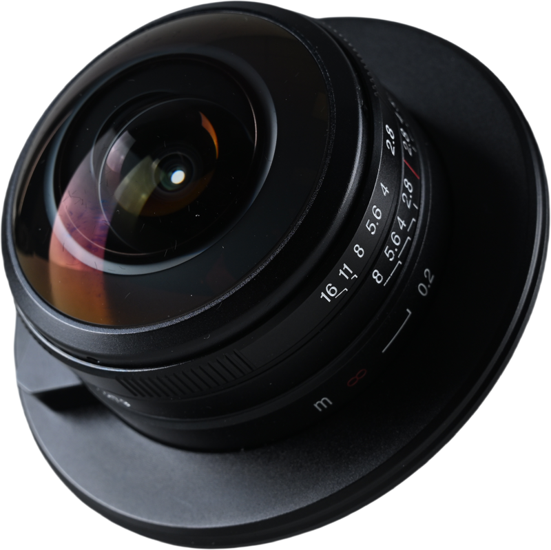 this lens is ideal for creating immersive panoramic images