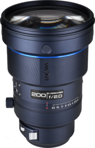 effectively separating subjects from cluttered backgrounds.