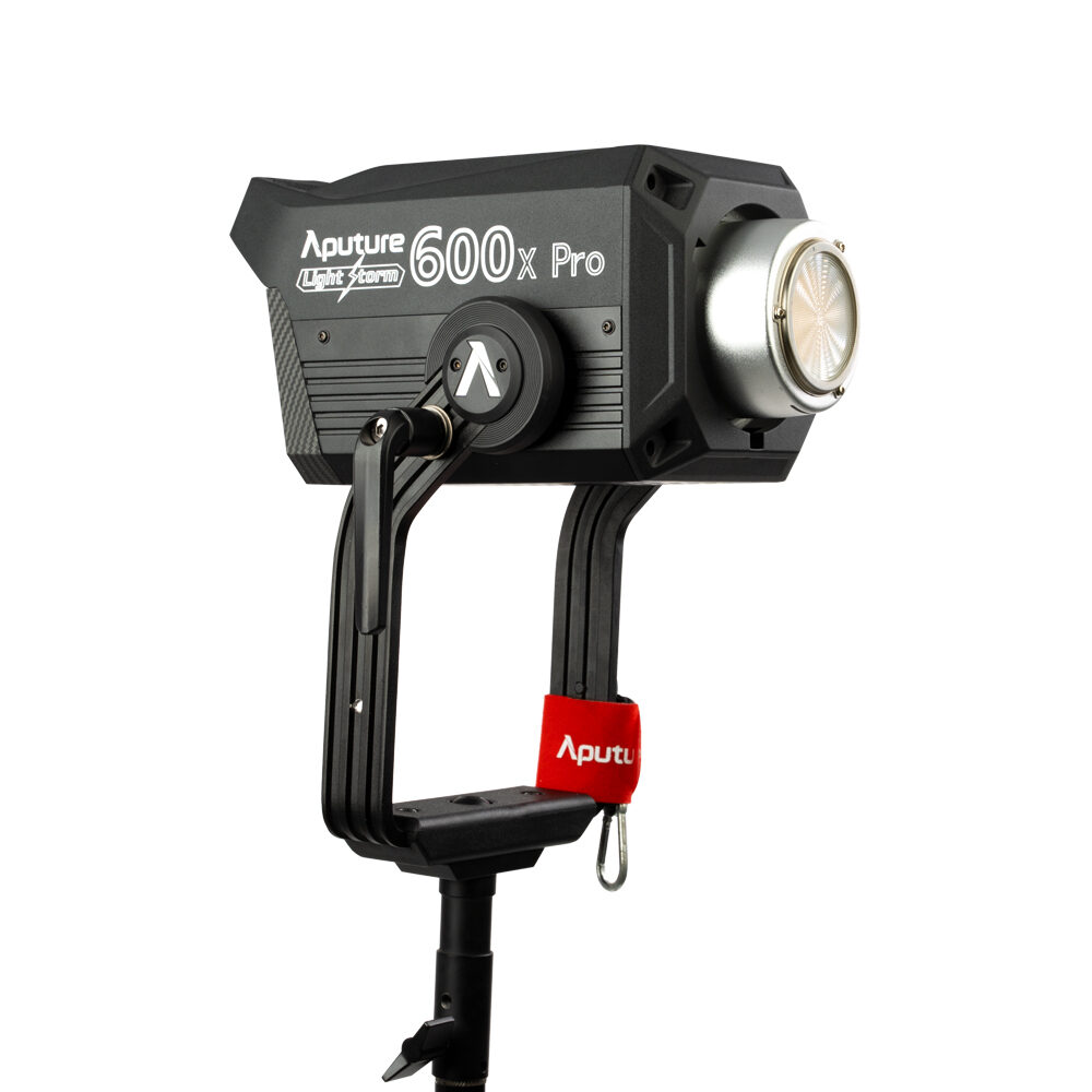 APUTURE Light Storm 600X PRO 600W bi-color point-source LED