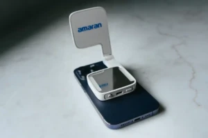 AMARAN Go ultra-compact mini LED phone light