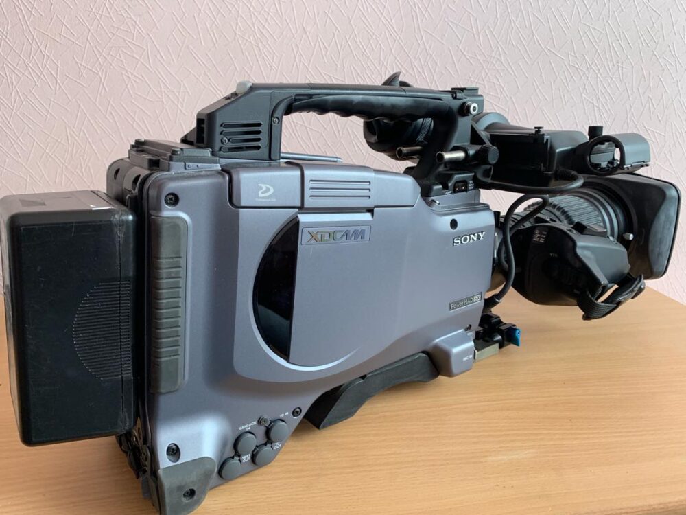 SONY PDW-530P XDCAM Camera Kit with Canon Lens (used)