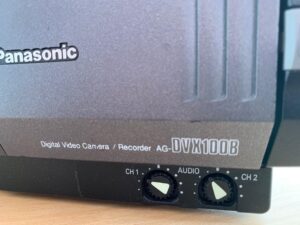 PANASONIC AG-DVX100B, 3-CCD Mini-DV Cinema Video Camcorder (used)