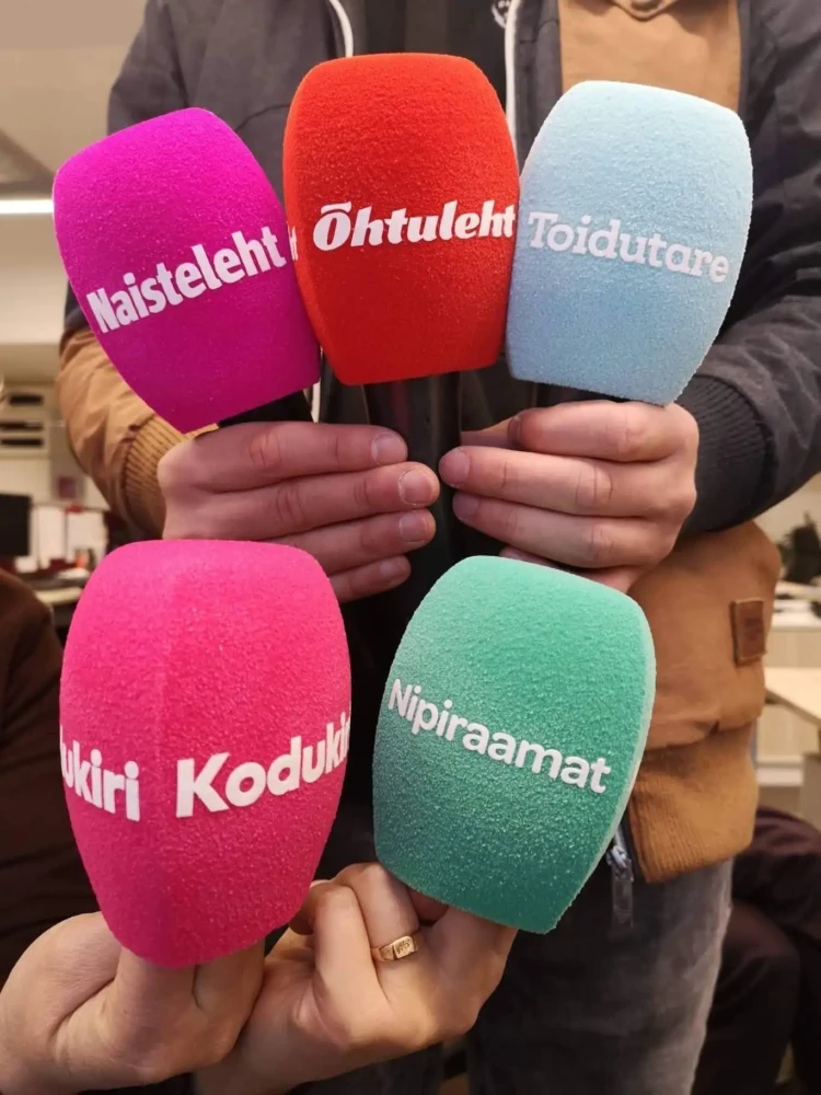 Mukautetut mikrofonisuojat - ammatimainen ääni ja näkyvä visuaalinen brändäys